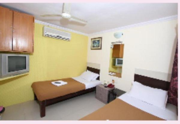 Hotel Sapphire Residency Mumbai Szoba fotó